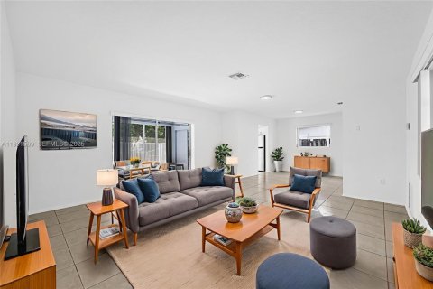 Villa ou maison à vendre à Sunrise, Floride: 3 chambres, 119.38 m2 № 1990252 - photo 10