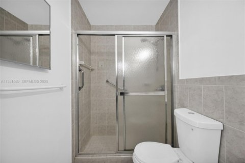 Villa ou maison à vendre à Sunrise, Floride: 3 chambres, 119.38 m2 № 1990252 - photo 23