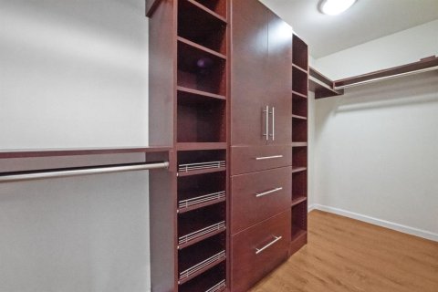 Villa ou maison à louer à Weston, Floride: 3 chambres, 154.68 m2 № 2189870 - photo 15