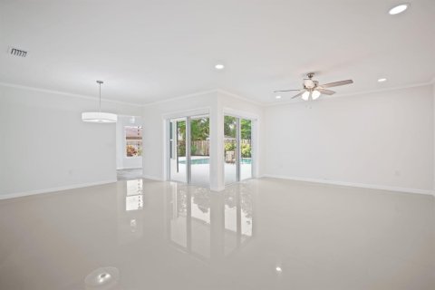 Villa ou maison à louer à Weston, Floride: 3 chambres, 154.68 m2 № 2189870 - photo 6