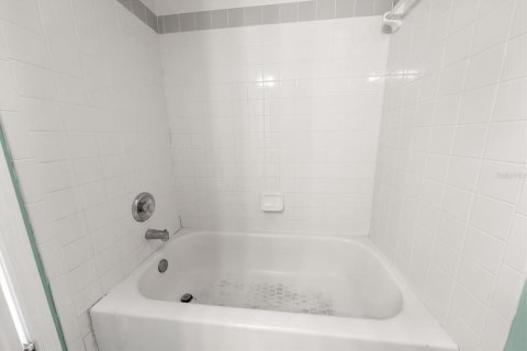 Adosado en venta en Indian Rocks Beach, Florida, 3 dormitorios, 153.85 m2 № 2098825 - foto 20