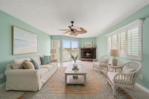 Adosado en venta en Indian Rocks Beach, Florida, 3 dormitorios, 153.85 m2 № 2098825 - foto 7