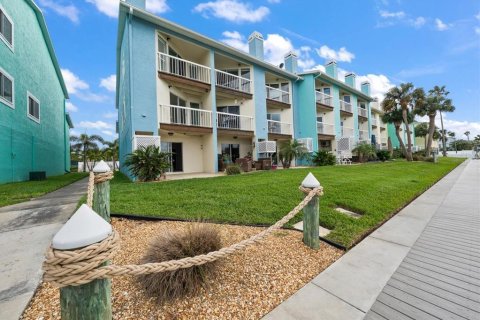 Adosado en venta en Indian Rocks Beach, Florida, 3 dormitorios, 153.85 m2 № 2098825 - foto 28