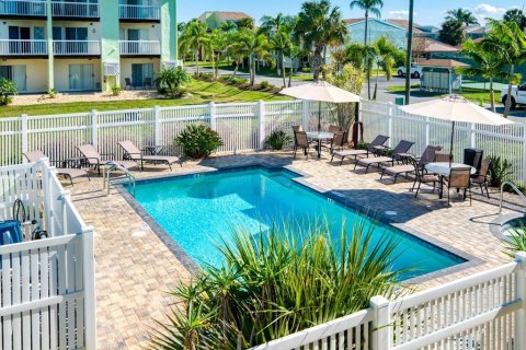 Adosado en venta en Indian Rocks Beach, Florida, 3 dormitorios, 153.85 m2 № 2098825 - foto 16