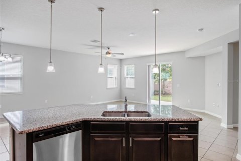 Villa ou maison à vendre à Sanford, Floride: 4 chambres, 242.2 m2 № 2094462 - photo 13