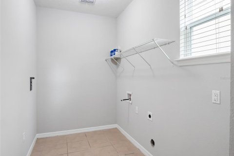 Villa ou maison à vendre à Sanford, Floride: 4 chambres, 242.2 m2 № 2094462 - photo 16