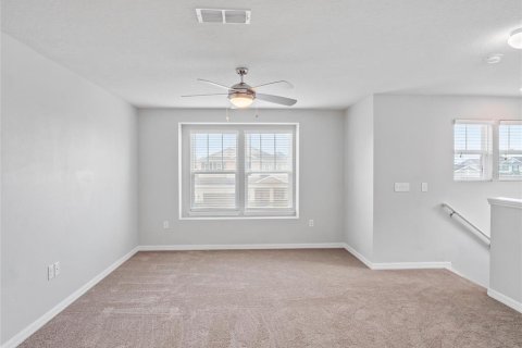 Villa ou maison à vendre à Sanford, Floride: 4 chambres, 242.2 m2 № 2094462 - photo 22