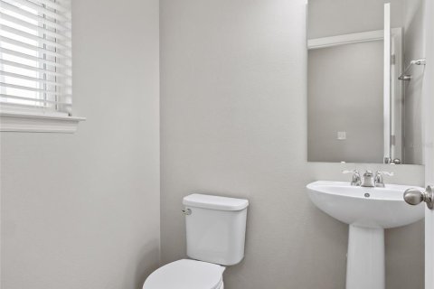 Villa ou maison à vendre à Sanford, Floride: 4 chambres, 242.2 m2 № 2094462 - photo 4