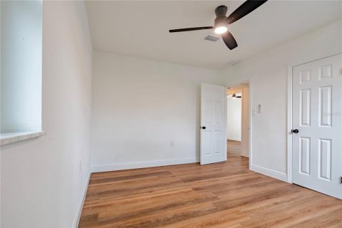 Casa en venta en Madeira Beach, Florida, 3 dormitorios, 106.56 m2 № 1771314 - foto 10