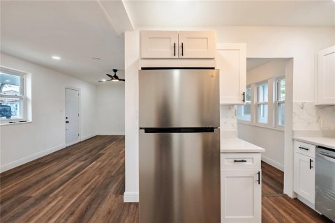 Casa en venta en Madeira Beach, Florida, 3 dormitorios, 106.56 m2 № 1771314 - foto 6