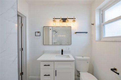 Casa en venta en Madeira Beach, Florida, 3 dormitorios, 106.56 m2 № 1771314 - foto 12