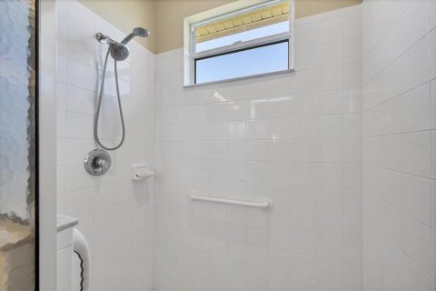 Купить виллу или дом в Норт-Порт, Флорида 9 комнат, 163.42м2, № 1649898 - фото 2