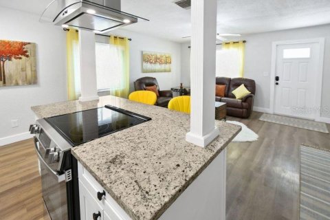 Villa ou maison à louer à Saint Petersburg, Floride: 3 chambres, 97.36 m2 № 1895049 - photo 6