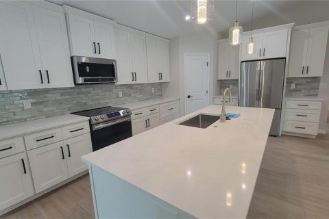 Casa en alquiler en North Port, Florida, 3 dormitorios, 139.35 m2 № 1877264 - foto 4