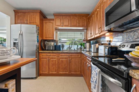 Купить виллу или дом в Хайалиа, Флорида 3 спальни, 119.84м2, № 2050955 - фото 16