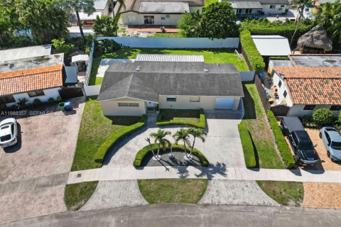Купить виллу или дом в Хайалиа, Флорида 3 спальни, 119.84м2, № 2050955 - фото 2