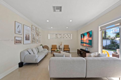 Купить виллу или дом в Хайалиа, Флорида 3 спальни, 119.84м2, № 2050955 - фото 10