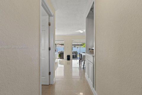 Купить виллу или дом в Хайалиа, Флорида 3 спальни, 119.84м2, № 2050955 - фото 5