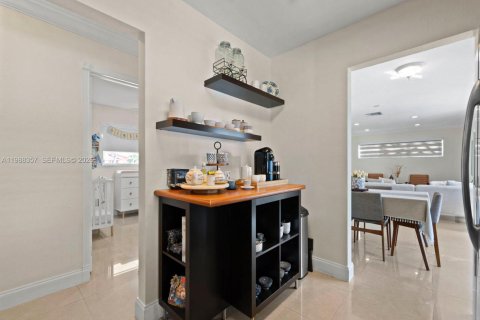 Купить виллу или дом в Хайалиа, Флорида 3 спальни, 119.84м2, № 2050955 - фото 17