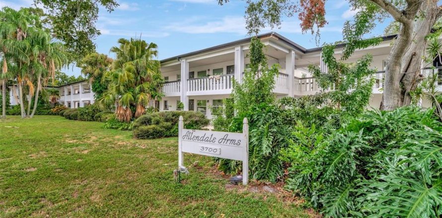 Appartement à Saint Petersburg, Floride 1 chambre, 48.77 m2 № 2421804