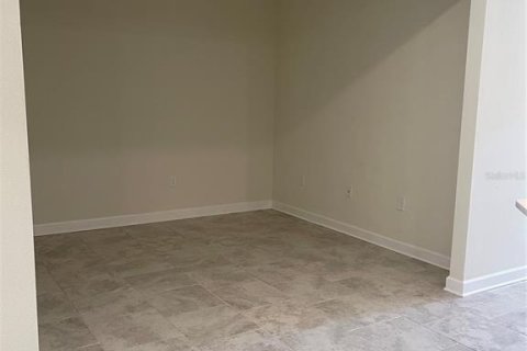 Townhouse in Davenport, Florida 2 bedrooms, 129.51 sq.m. № 1875879 - photo 7