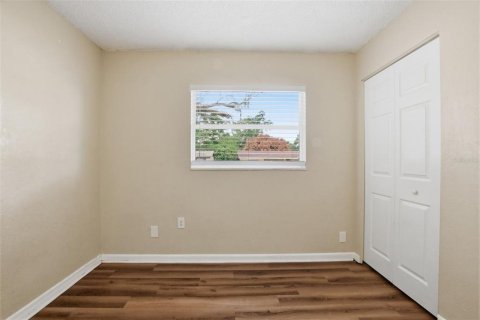 Villa ou maison à vendre à Orlando, Floride: 5 chambres, 166.57 m2 № 2131713 - photo 15