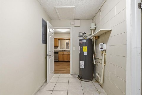 Villa ou maison à vendre à Orlando, Floride: 5 chambres, 166.57 m2 № 2131713 - photo 23