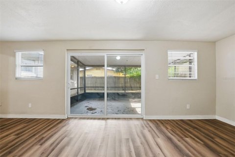 Villa ou maison à vendre à Orlando, Floride: 5 chambres, 166.57 m2 № 2131713 - photo 5