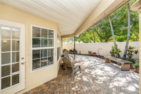 House in Clearwater, Florida 2 bedrooms, 157.66 sq.m. № 1880608 - photo 28