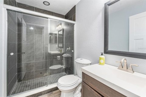 House in Clearwater, Florida 2 bedrooms, 157.66 sq.m. № 1880608 - photo 24