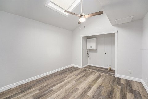House in Clearwater, Florida 2 bedrooms, 157.66 sq.m. № 1880608 - photo 25