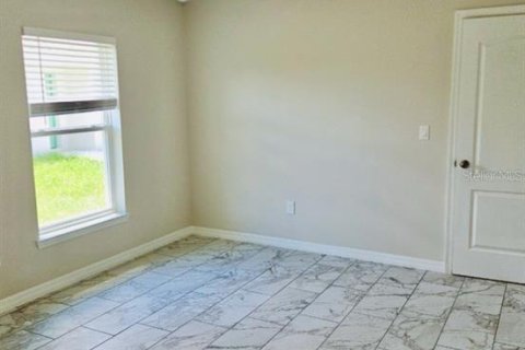 Appartement à louer à Avon Park, Floride: 2 chambres, 74.32 m2 № 2425383 - photo 6
