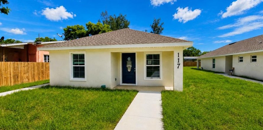 Appartement à Avon Park, Floride 2 chambres, 74.32 m2 № 2425383