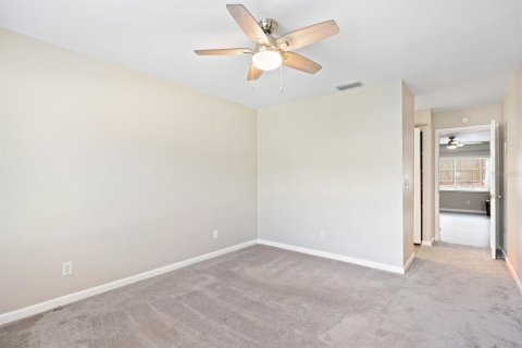 House in Valrico, Florida 3 bedrooms, 115.57 sq.m. № 1906543 - photo 16