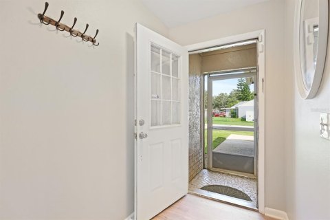House in Valrico, Florida 3 bedrooms, 115.57 sq.m. № 1906543 - photo 3