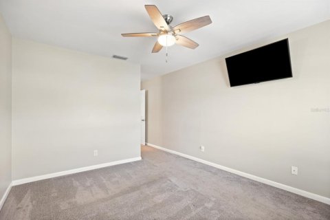 House in Valrico, Florida 3 bedrooms, 115.57 sq.m. № 1906543 - photo 15