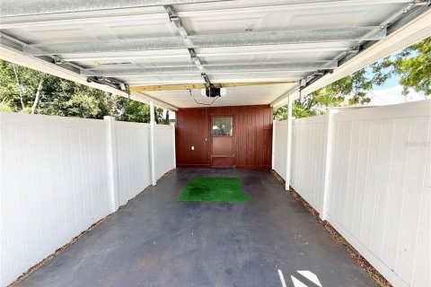 House in Tavares, Florida 3 bedrooms, 107.02 sq.m. № 1904637 - photo 17