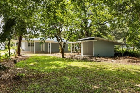 House in Leesburg, Florida 3 bedrooms, 189.71 sq.m. № 1914941 - photo 30