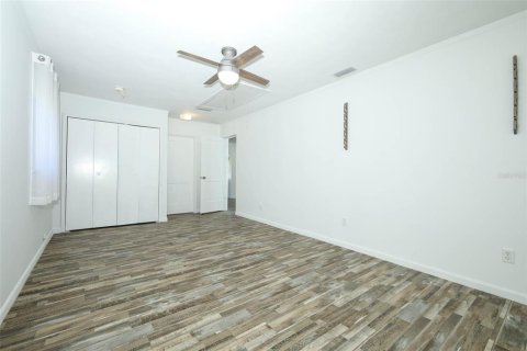 Villa ou maison à vendre à DeBary, Floride: 3 chambres, 165.92 m2 № 2402925 - photo 24