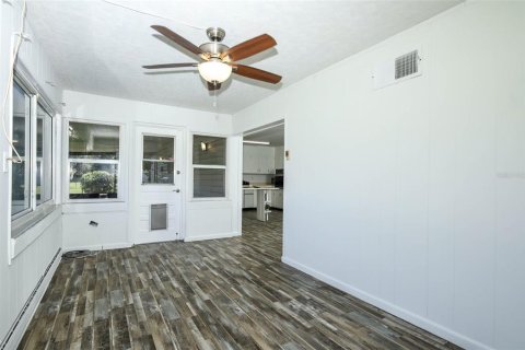 Villa ou maison à vendre à DeBary, Floride: 3 chambres, 165.92 m2 № 2402925 - photo 22