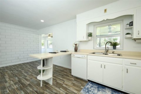 Villa ou maison à vendre à DeBary, Floride: 3 chambres, 165.92 m2 № 2402925 - photo 21