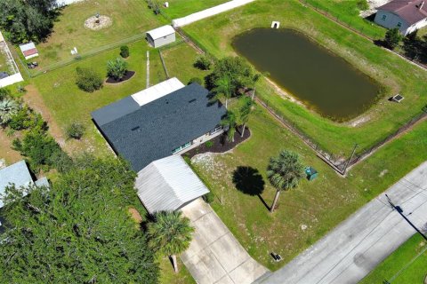 Villa ou maison à vendre à DeBary, Floride: 3 chambres, 165.92 m2 № 2402925 - photo 2