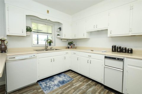 Villa ou maison à vendre à DeBary, Floride: 3 chambres, 165.92 m2 № 2402925 - photo 18