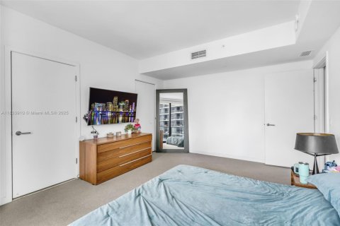 Condo in Miami, Florida, 2 bedrooms  № 1816444 - photo 18