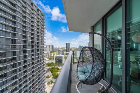 Condo in Miami, Florida, 2 bedrooms  № 1816444 - photo 23
