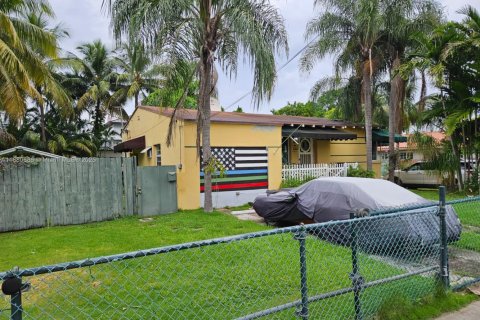 Villa ou maison à vendre à Miami, Floride: 3 chambres, 136.1 m2 № 1929305 - photo 9