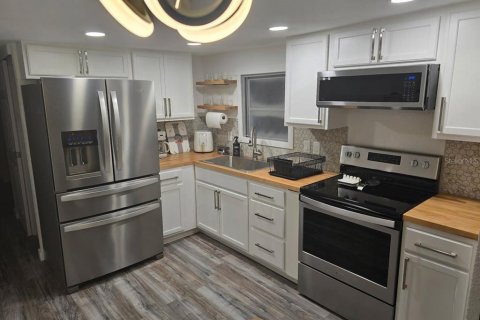 Appartement à louer à Clearwater, Floride: 3 chambres, 91.97 m2 № 2107058 - photo 3