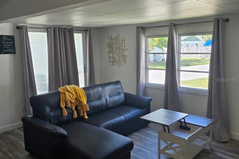 Appartement à louer à Clearwater, Floride: 3 chambres, 91.97 m2 № 2107058 - photo 4