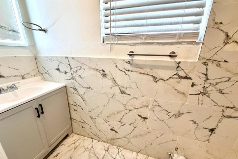 Appartement à louer à Lauderhill, Floride: 3 chambres, 111.48 m2 № 2085290 - photo 16