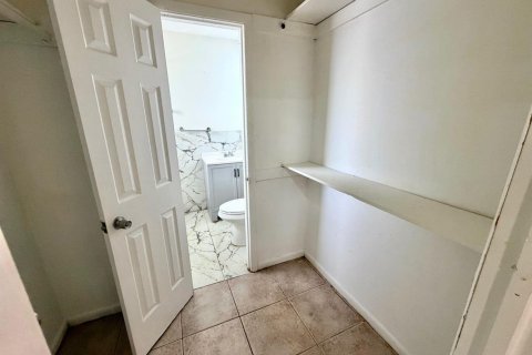 Appartement à louer à Lauderhill, Floride: 3 chambres, 111.48 m2 № 2085290 - photo 18